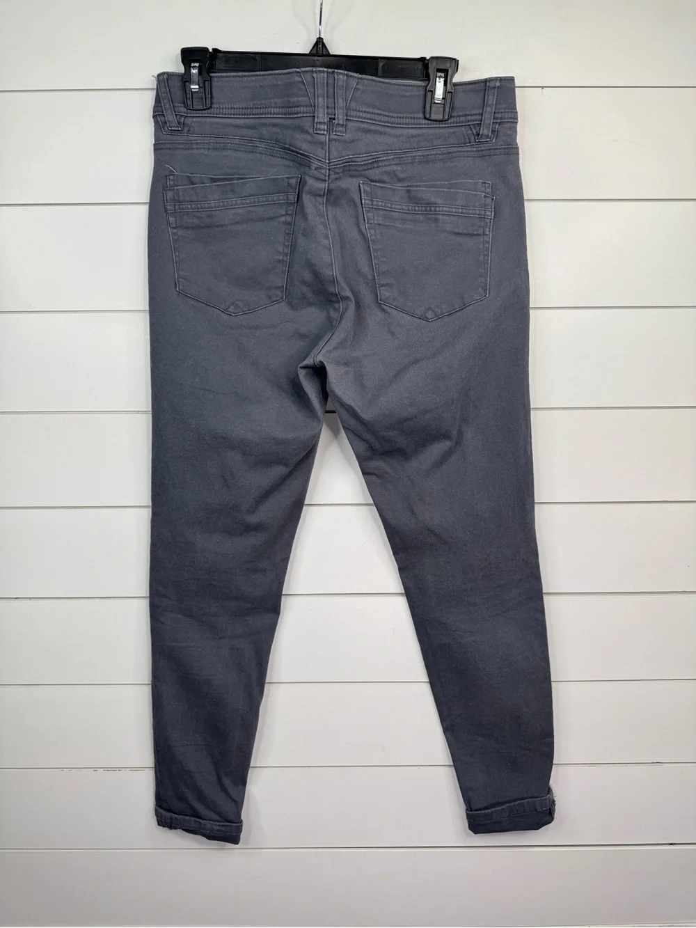 Democracy Jeans Womens Size 10 Gray Skinny Jegging AB Technology Stretch